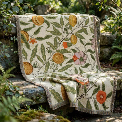 Vintage-Überwurfdecke mit Granatapfelmuster und botanischen Motiven - 130cm x 160cm - image 0