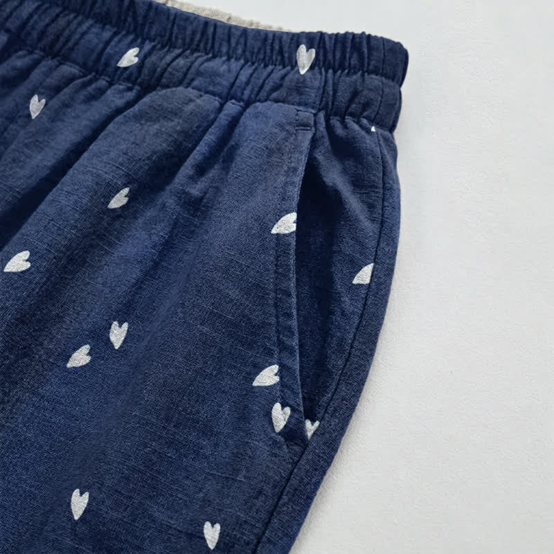 Verspielte marineblaue Loungehose mit Herzchenmuster - image 3