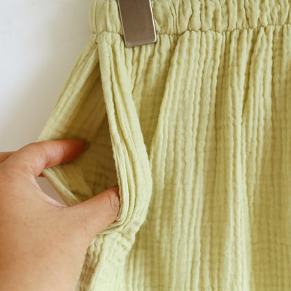 Loungewear-Set aus Baumwollgaze mit Knopfleiste - image 18