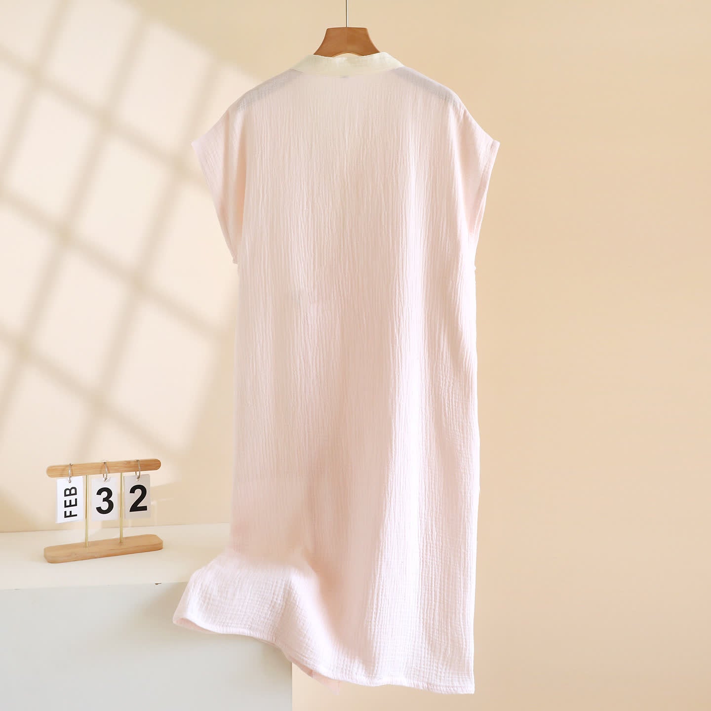 Minimalistischer Kimono-Wickelmantel aus Baumwolle - image 3