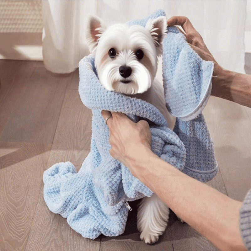 Blauer Hundebademantel mit Waffelstruktur - image 2