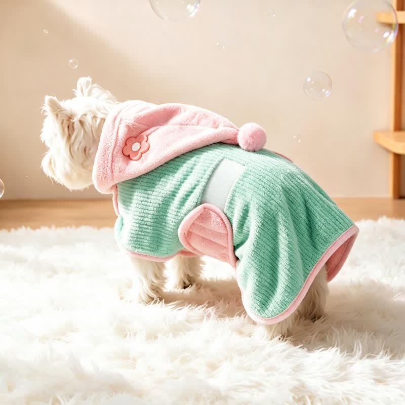 Hundebademantel mit mintgrünem und rosa Kontrastblumenmuster - image 1