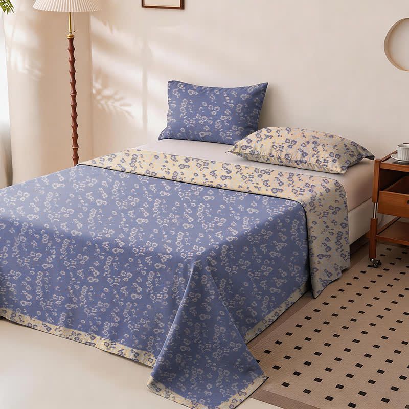 Wendbare Tagesdecke aus Baumwolle mit kleinem Blumenmuster - image 4