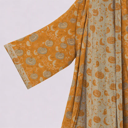 Halloween-Kimono-Bademantel mit Kürbissen und Geistern - image 2