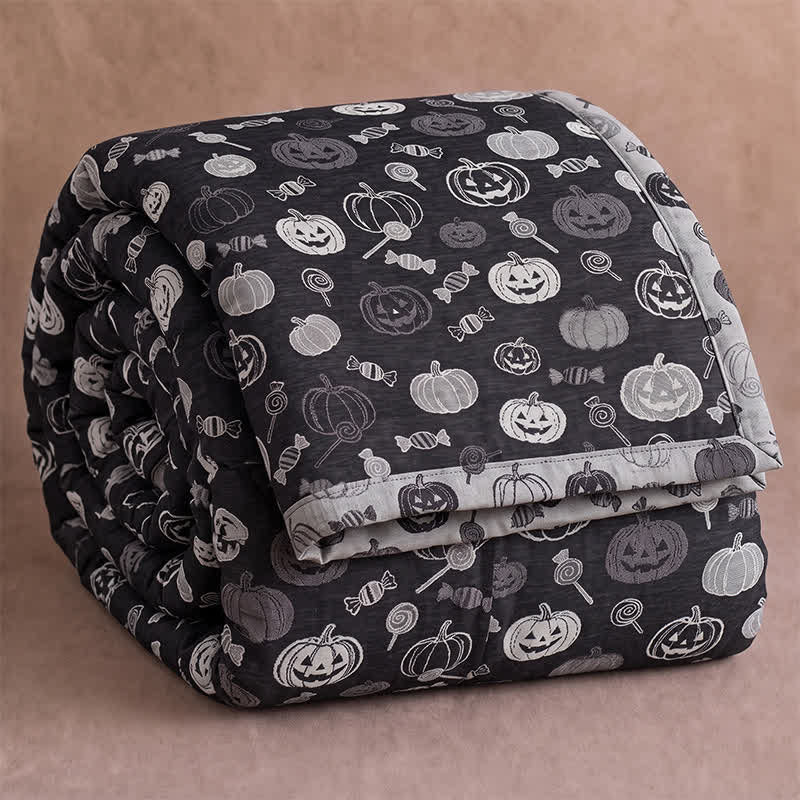 Schwarze Halloween-Kürbis-Süßigkeiten-Baumwolldecke - Schwarz - Decke - 98" x 94" - image 0