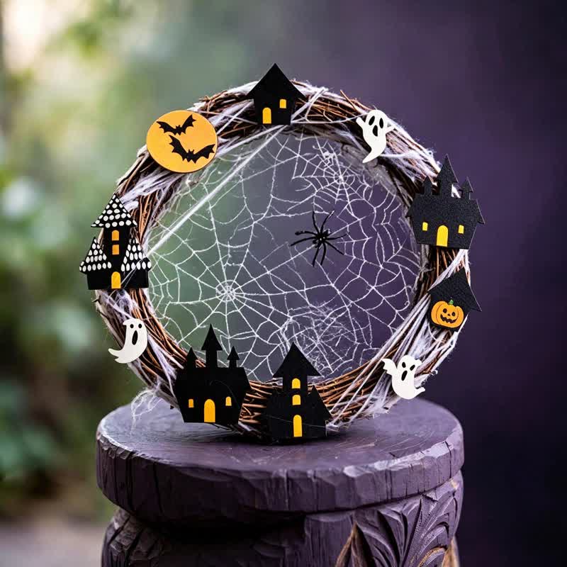 Halloween-Zweigkranz mit Spinnennetz-Ornamenten - image 1