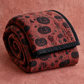 Wende-Baumwolldecke mit burgunderfarbenem Kürbis-Halloween-Motiv - Rot - Decke - 98" x 94" - image 0