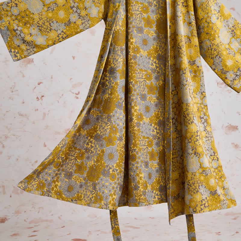 Retro-Bademantel aus Baumwolle mit dezentem Blumenmuster - image 3