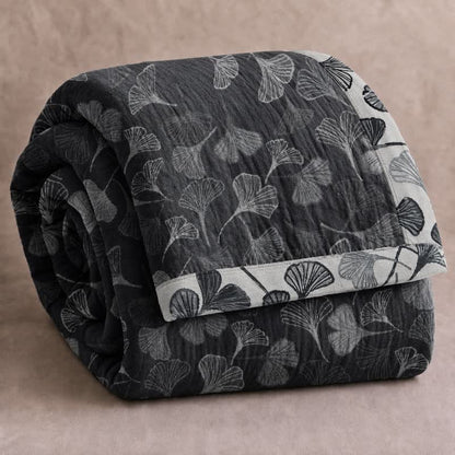 Grau-schwarze Baumwolldecke mit Ginkgoblattmuster - Schwarz - 92" x 104" - image 6