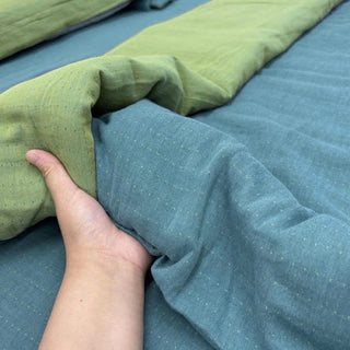 Minimalistische, wendbare Bettwäsche aus Baumwollgaze - Blau & Grün - Bettwäsche-Set - 220cm x 240cm - image 0