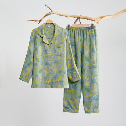 Naturinspiriertes Loungewear-Set aus Baumwolle mit Ginkgoblattmuster - Hellgrau - XL - image 12