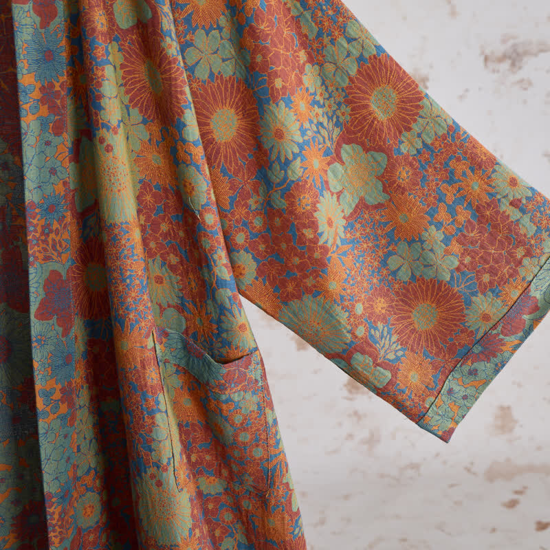 Vintage Kimono-Bademantel aus Baumwolle mit bunten Blumenmustern - image 4
