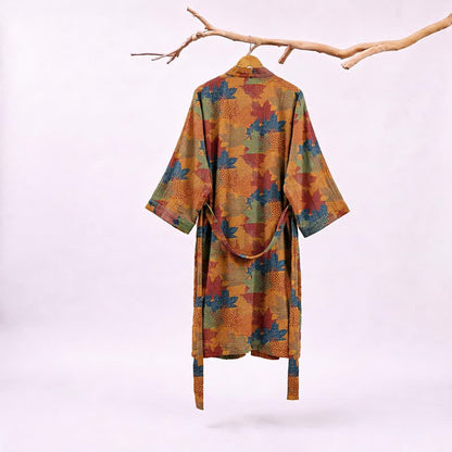 Kimono-Bademantel aus Baumwolle mit Ahornblattmuster für den Herbst - image 24