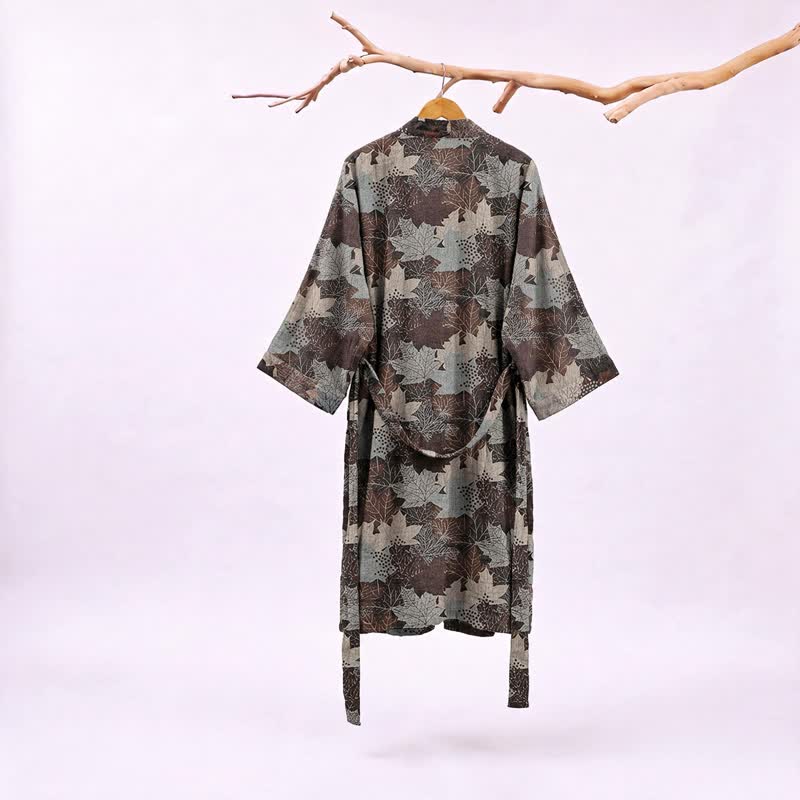 Kimono-Bademantel aus Baumwolle mit Ahornblattmuster für den Herbst - image 36