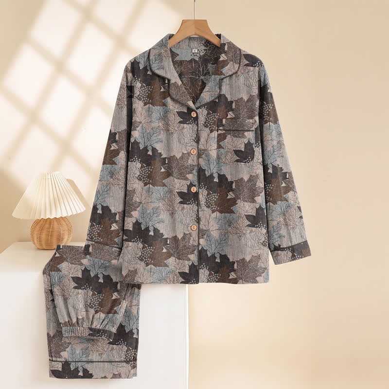 Loungewear-Set aus Baumwolle mit Ahornblattmuster für den Herbst - image 43