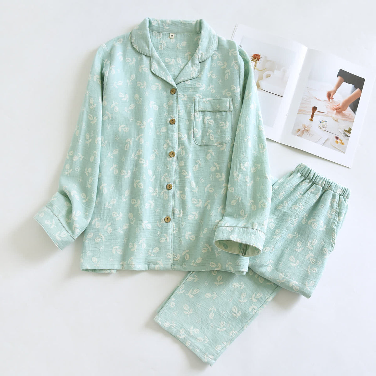 Pyjama-Set aus Baumwollgaze mit Blättermuster - Grün - XL - image 2