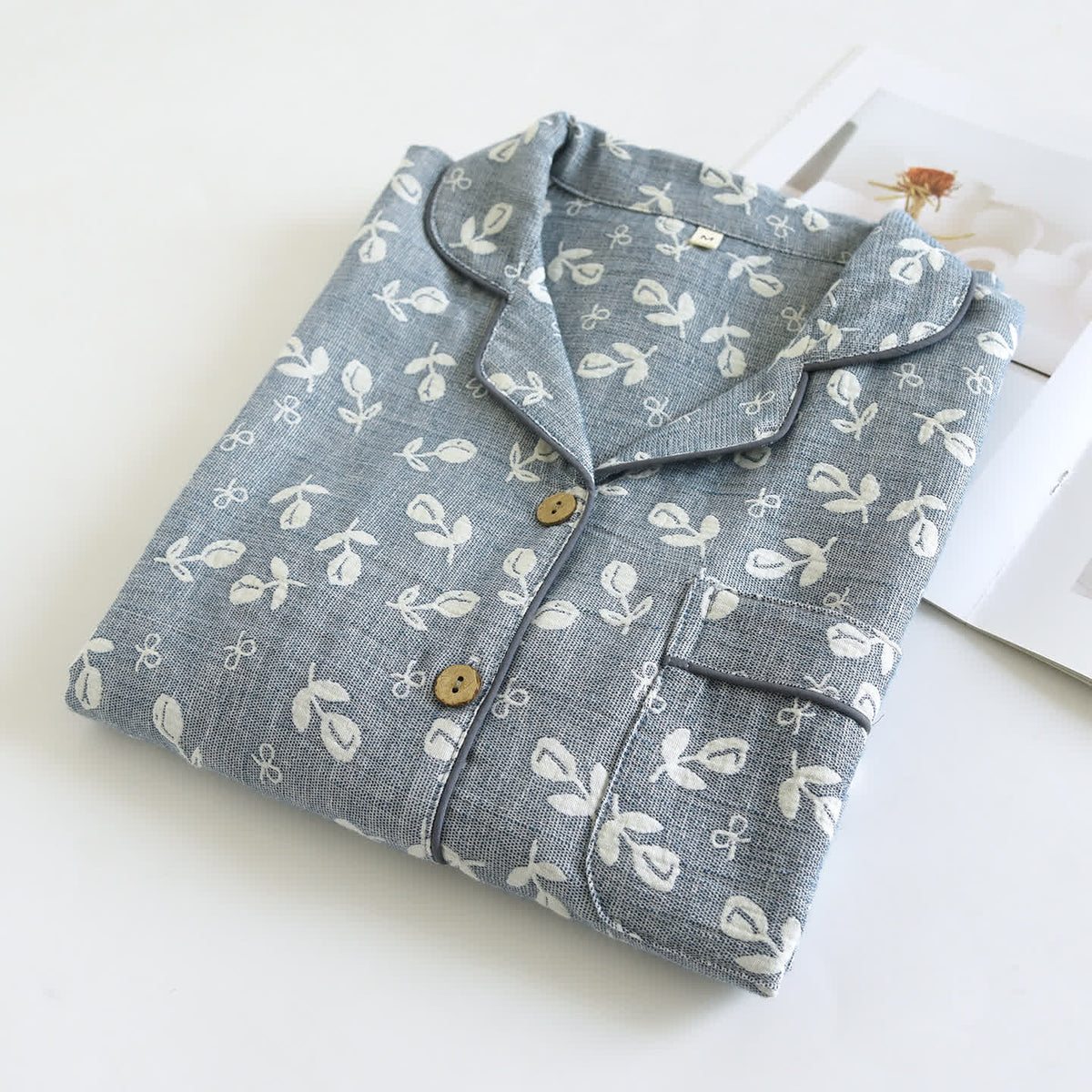 Pyjama-Set aus Baumwollgaze mit Blättermuster - image 1