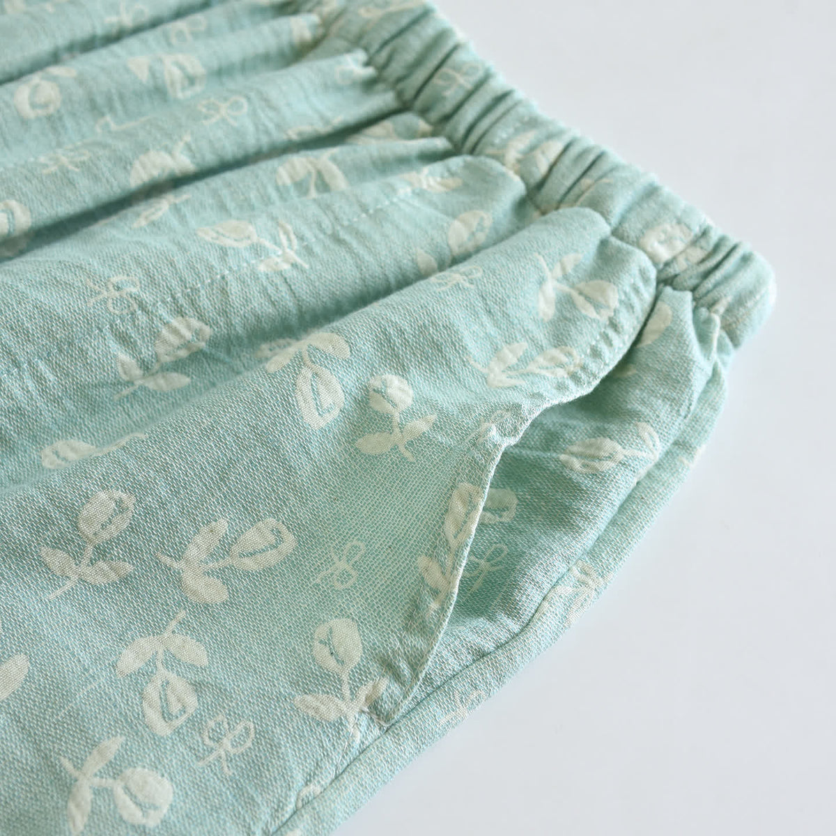 Pyjama-Set aus Baumwollgaze mit Blättermuster - image 11