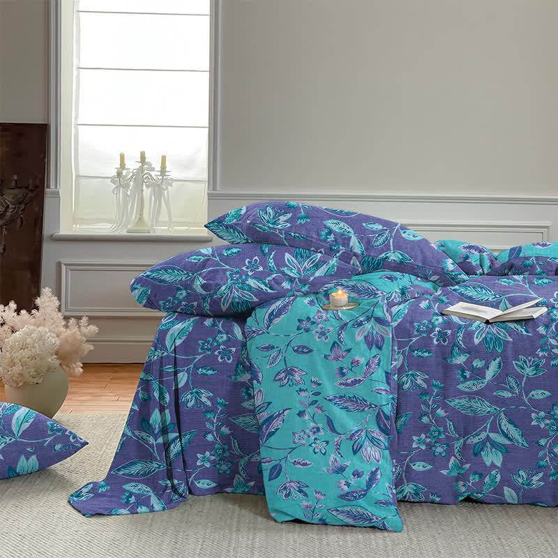Bettwäsche-Set aus Baumwolle mit blauem und violettem Blattmuster - image 15