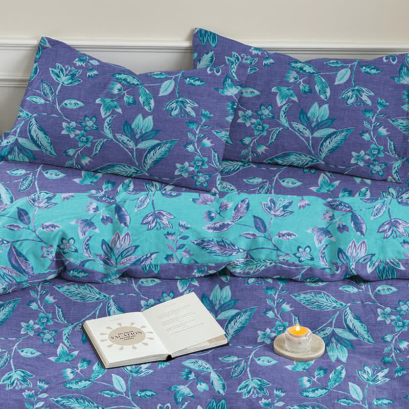 Bettwäsche-Set aus Baumwolle mit blauem und violettem Blattmuster - image 17