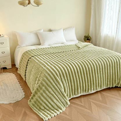 Weiche und warme Kuscheldecke aus Fleece - image 2