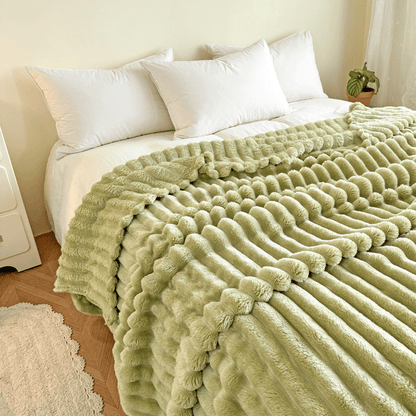 Weiche und warme Kuscheldecke aus Fleece - image 3