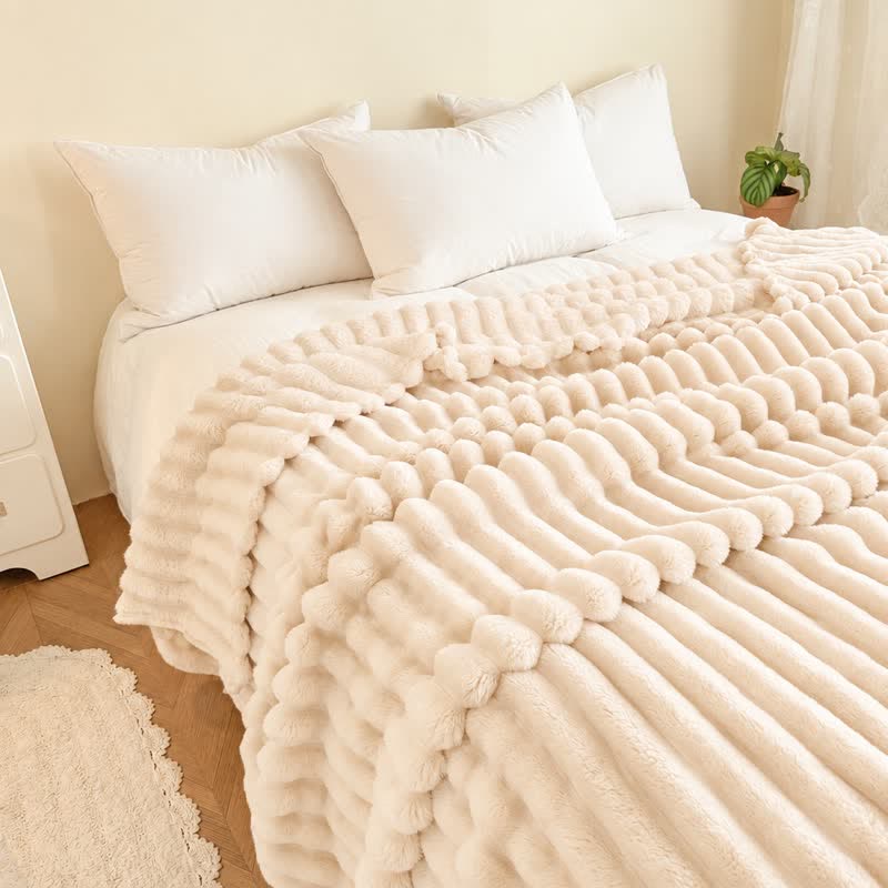 Weiche und warme Kuscheldecke aus Fleece - image 14