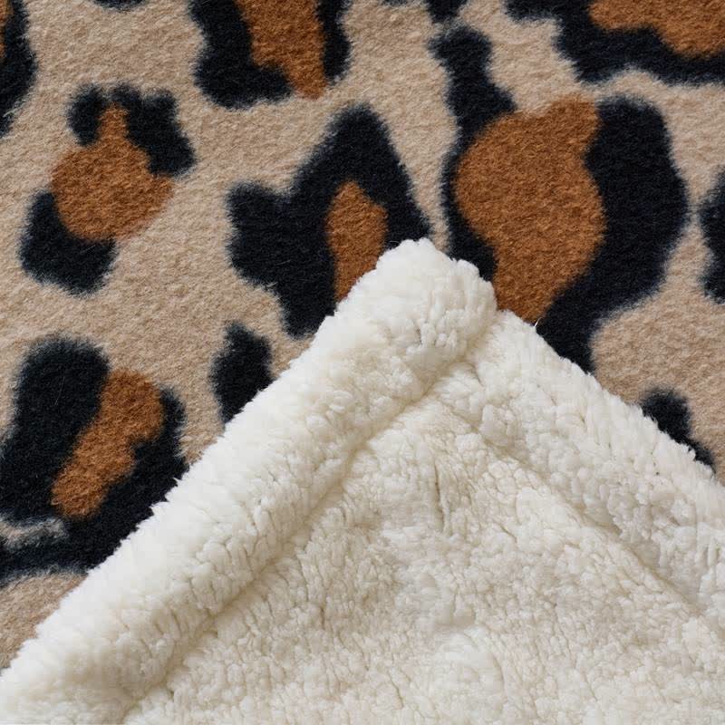 Klassische Leoparden-Flauschdecke aus Sherpa-Fleece - image 6