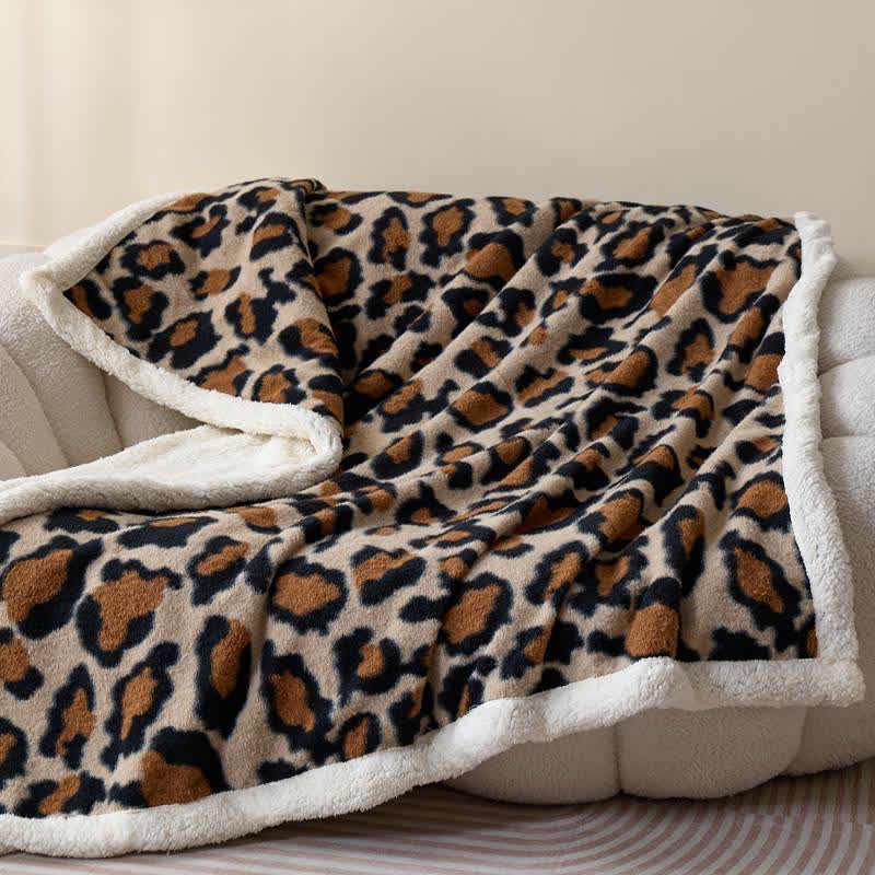 Klassische Leoparden-Flauschdecke aus Sherpa-Fleece - image 3