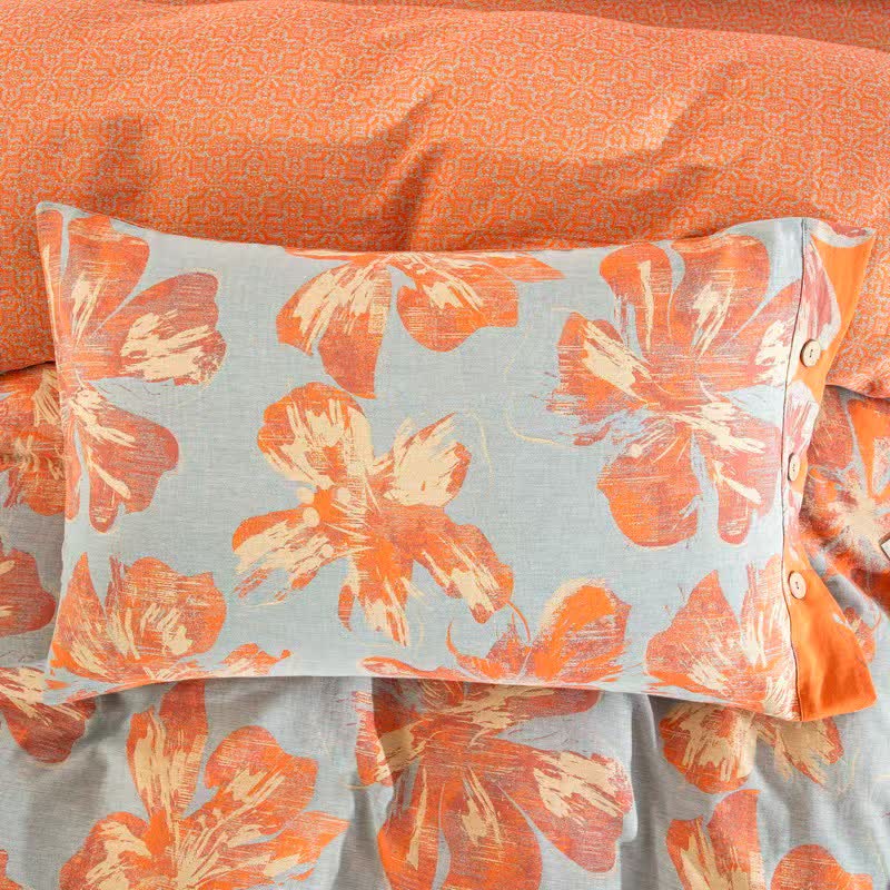 Bettwäsche-Set aus Baumwolle mit künstlerischem Blumenmuster - image 5