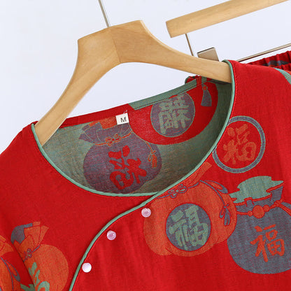 Festlicher roter Baumwoll-Pyjama-Set mit Glücksmotiv - image 1