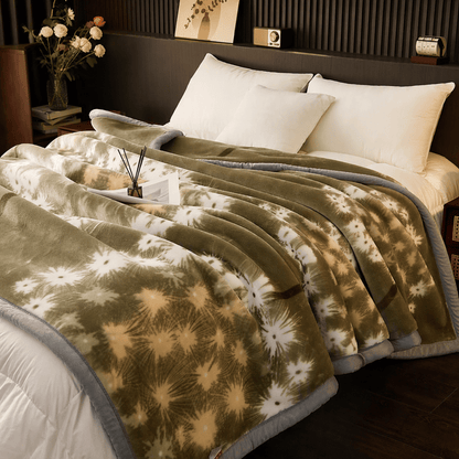 Kuschelige Fleecedecke mit Löwenzahn-Motiv - image 1