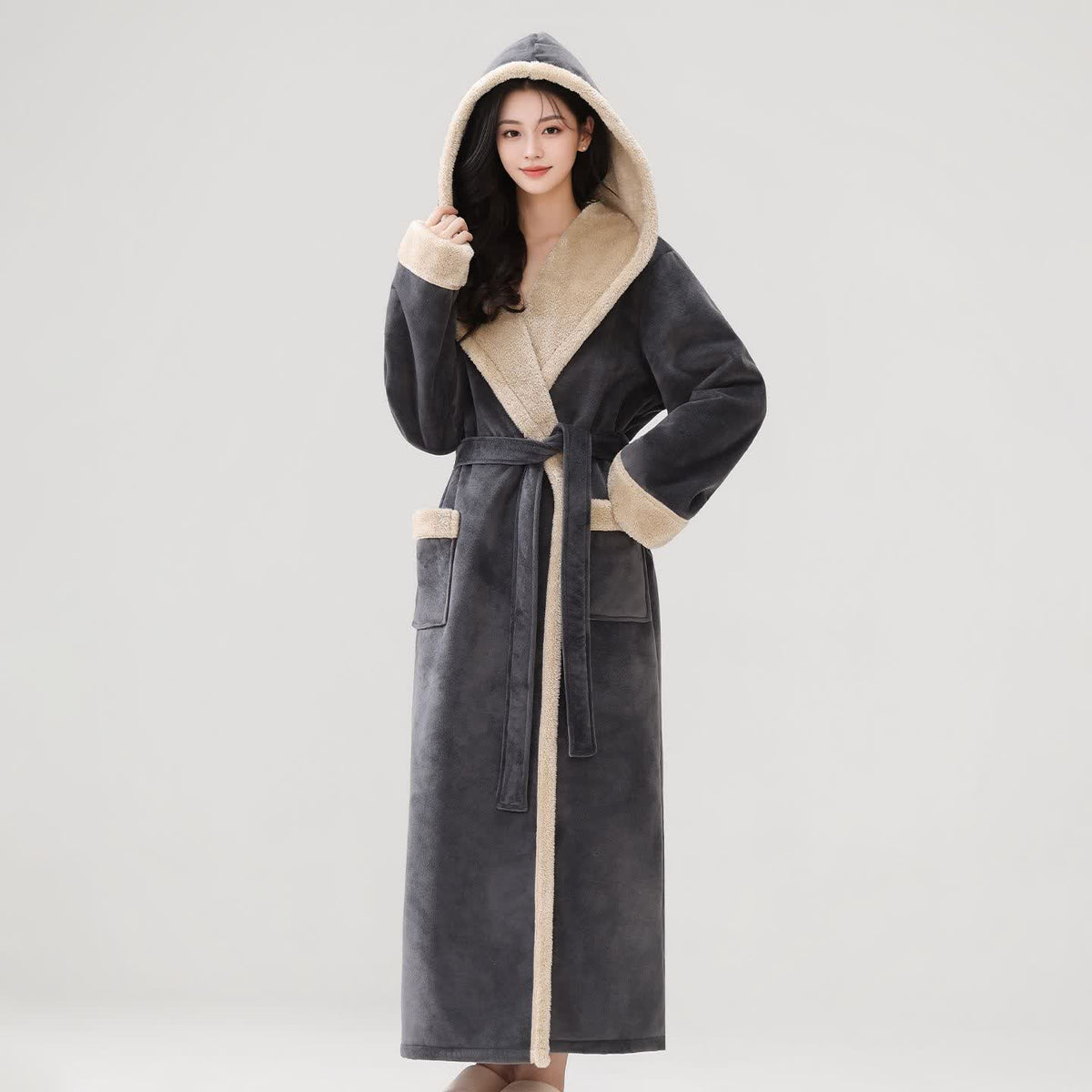 Kuscheliger langer Bademantel mit Kapuze und Sherpa-Fleece - Dunkelgrau - Damen XL - image 7
