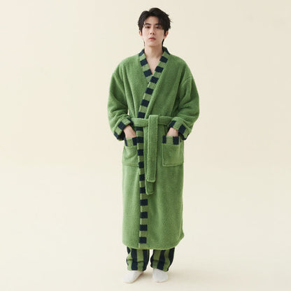 Plüsch-Fleecebademantel mit weichem Kontrastbesatz - Avocadogrün - Bademantel mit Hose - Herren 2XL - image 3