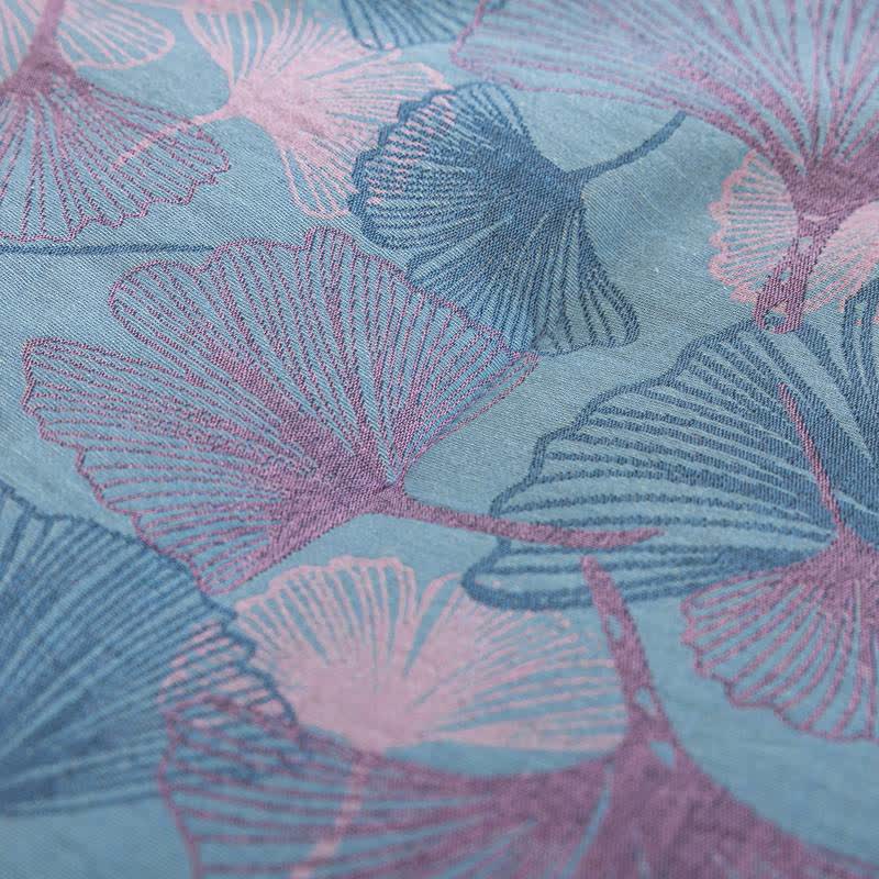 Wendbare Tagesdecke aus Baumwollgaze mit Ginkgoblatt-Motiv - image 15