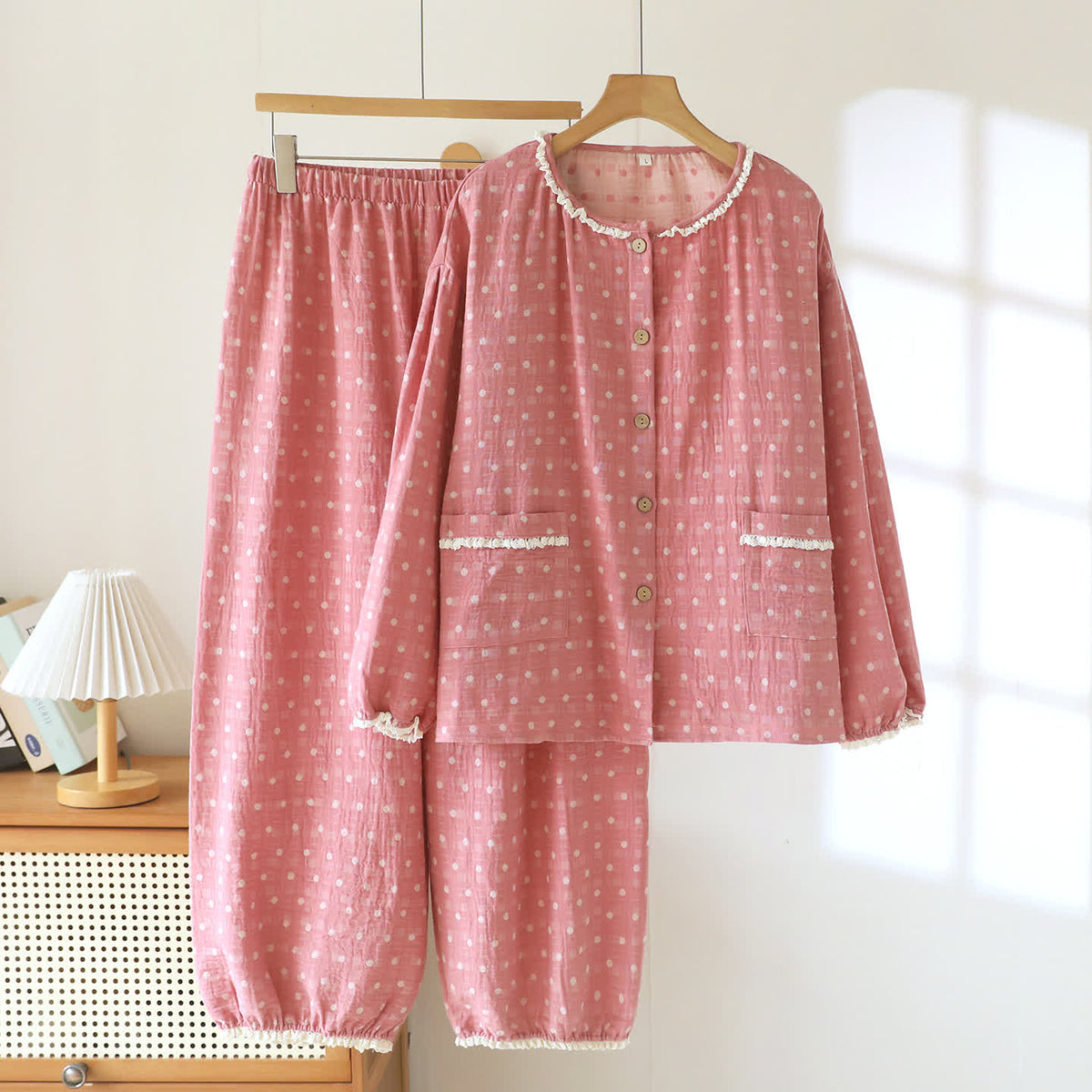 Lounge-Set aus Baumwollgaze und Spitze mit Zuckerpunkten - Rosa - XXL - image 1