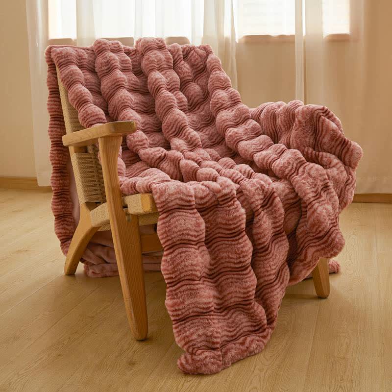 Weiche, flauschige Plüschdecke mit Wellenmuster - image 5