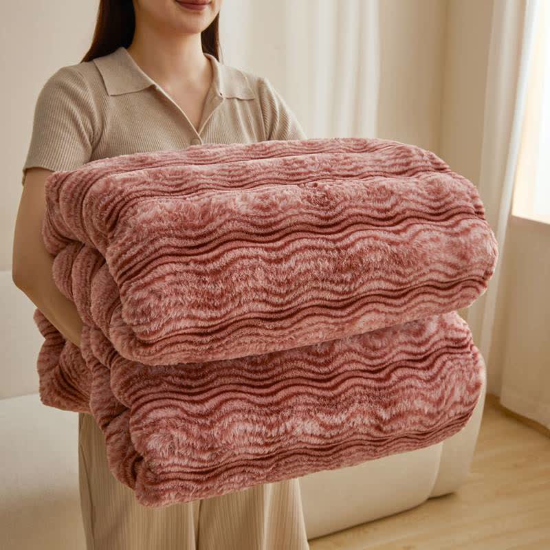 Weiche, flauschige Plüschdecke mit Wellenmuster - Rot - 79" x 91" - image 0