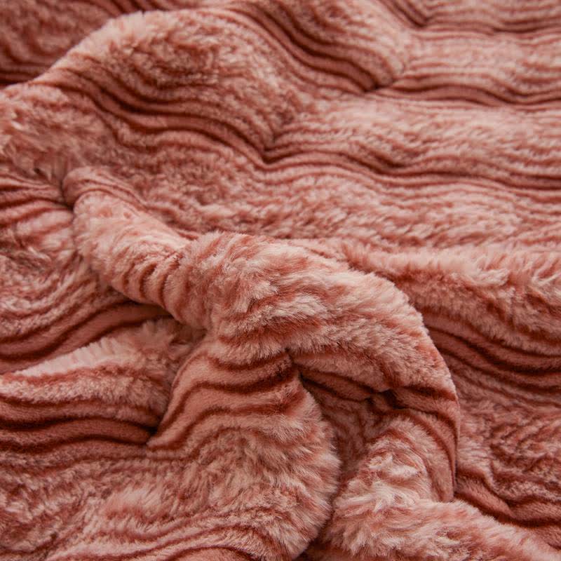 Weiche, flauschige Plüschdecke mit Wellenmuster - image 7