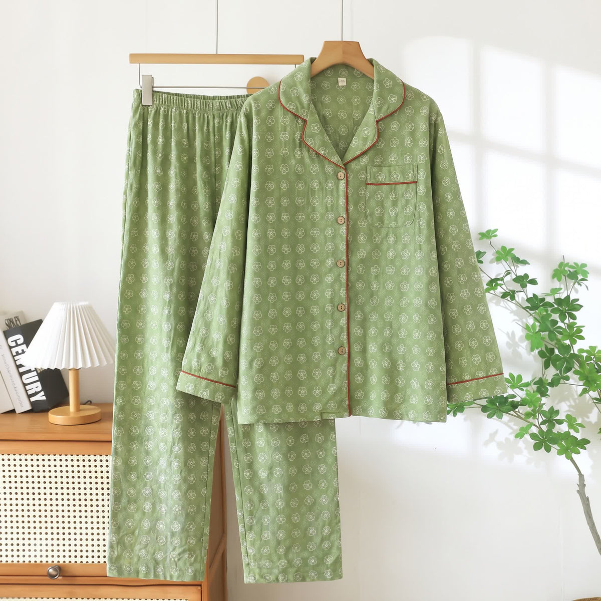 Loungewear-Set mit zartem Blumenmuster und langen Ärmeln - Grün - 2XL - image 0