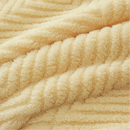 Sherpa-Überwurfdecke mit Rautenmuster - image 49