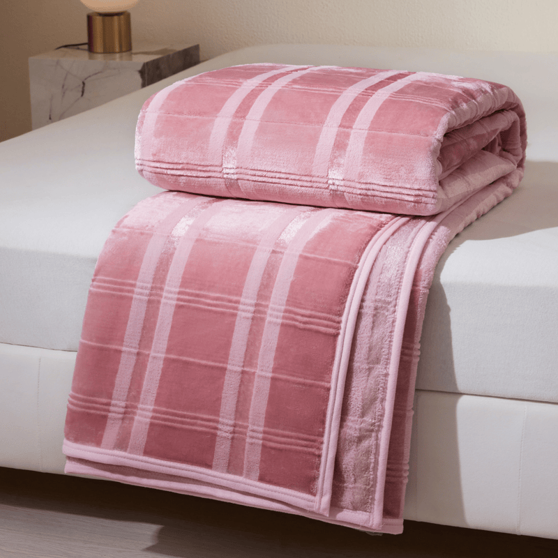 Weiche, gestreifte Fleecedecke mit Karomuster - Rot - Decke - 79" x 91" - image 0