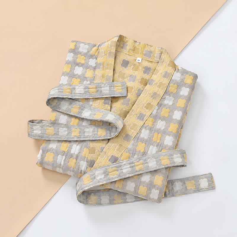 Kimono-Bademantel aus weicher, gelb-grau karierter Baumwolle - image 8