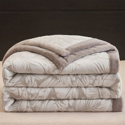 Sherpa-Decke mit geprägtem Tropenblattmuster - image 8