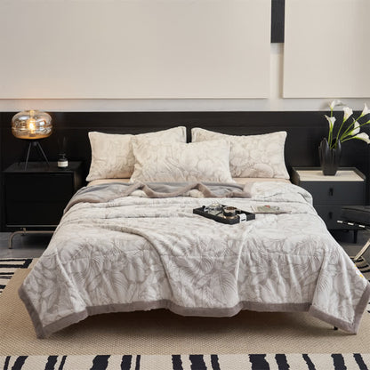 Sherpa-Decke mit geprägtem Tropenblattmuster - Decke - 79" x 91" - image 0