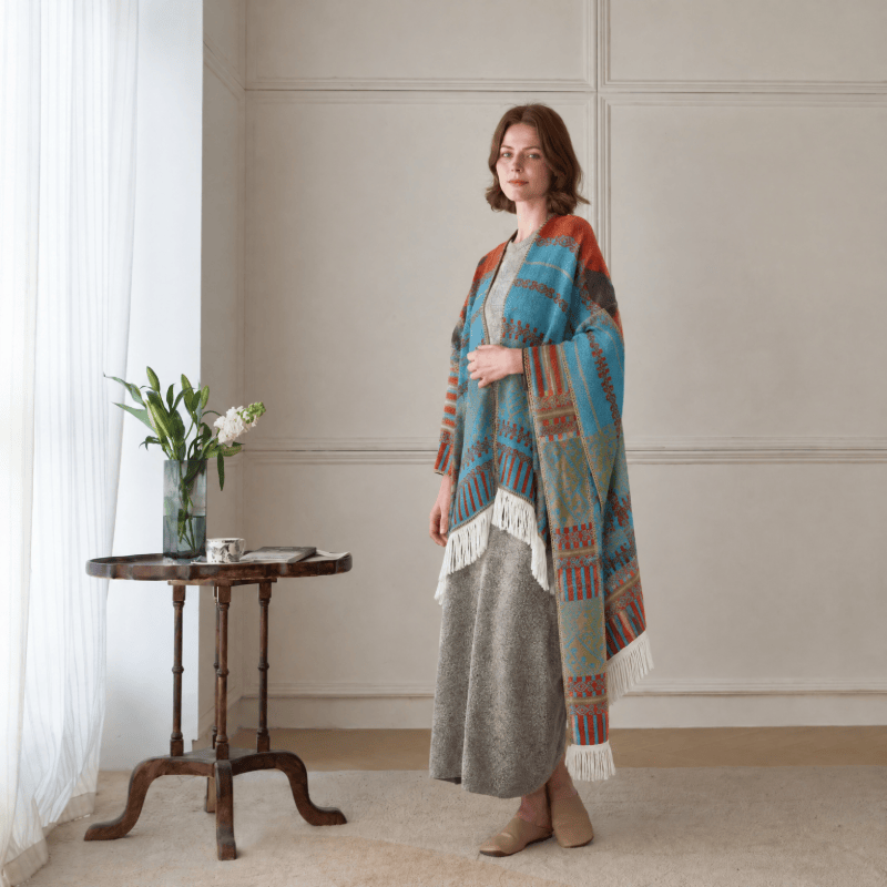 Bunter, geometrisch gewebter Poncho-Schal - image 1