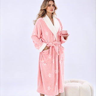 Weicher Bademantel aus Korallenvlies mit Blumenmuster - Rosa - Einheitsgröße - image 0