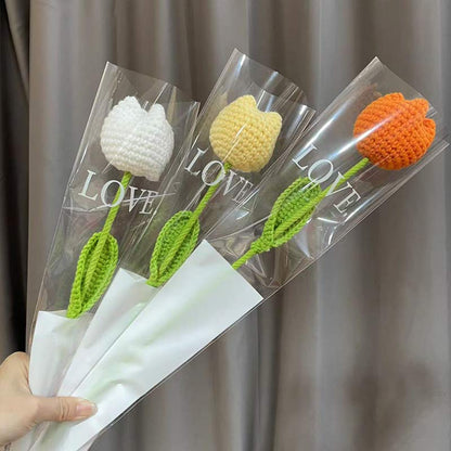 Gestrickte handgemachte Häkeltulpe