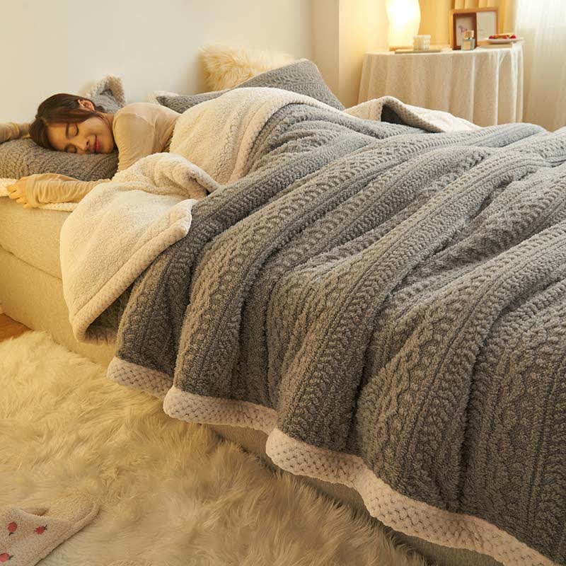 Dicke, warme Jacquard-Doppelfleecedecke