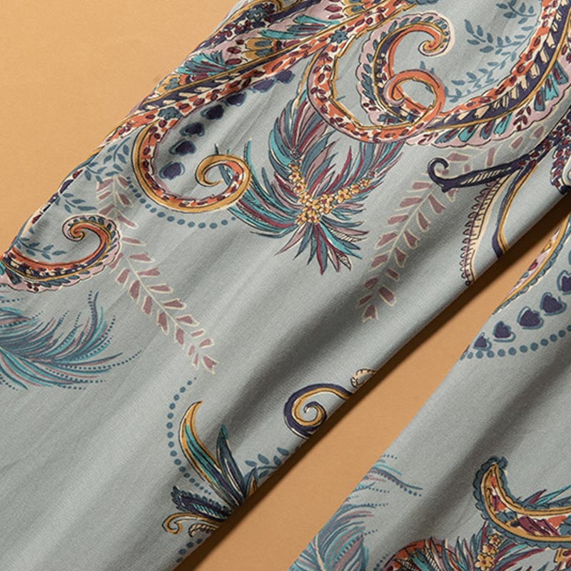 Atmungsaktives Loungewear-Set mit blauen Federn